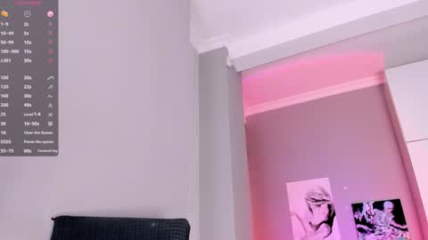 Snapshot of july_slowdive chatting on February 8, 2025, 9:03 am Julie online show from February 8, 2025, 9:03 am