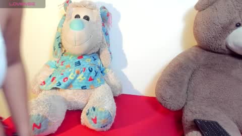 ANGELINA indepen camgrl  online show from March 4, 2026, 12:33 pm