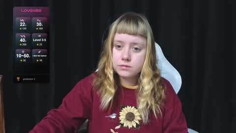 Snapshot of june_shy0 chatting on December 4, 2025, 8:01 am June online show from December 4, 2025, 8:01 am