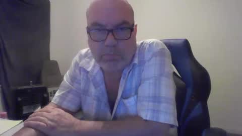 Snapshot of junkhp1 chatting on May 22, 2026, 8:21 am junkhp1 online show from May 22, 2026, 8:21 am