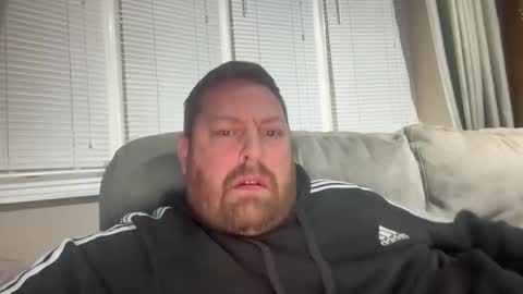 Snapshot of junky345 chatting on January 27, 2025, 8:39 pm Junky online show from January 27, 2025, 8:39 pm