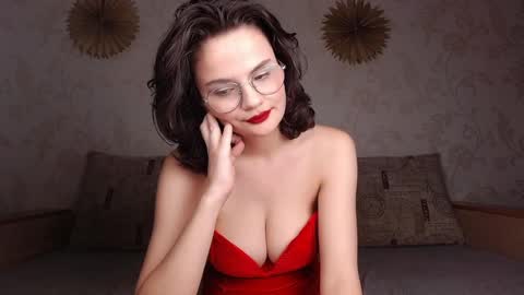 Snapshot of junnewers chatting on December 8, 2024, 4:28 pm JunneWers online show from December 8, 2024, 4:28 pm