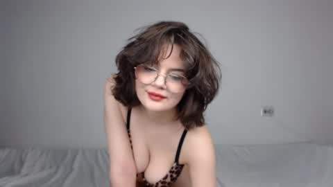 Snapshot of junnewers chatting on February 21, 2025, 7:10 pm JunneWers online show from February 21, 2025, 7:10 pm