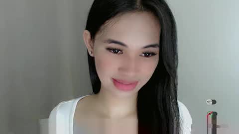 Julia online show from January 11, 2025, 5:18 pm