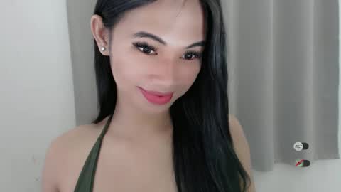 Julia online show from February 5, 2025, 1:26 am