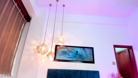 Jupiter Fox online show from January 27, 2025, 5:37 pm