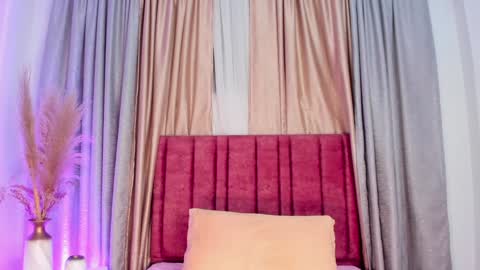 Jupiter Fox online show from February 8, 2025, 1:11 am