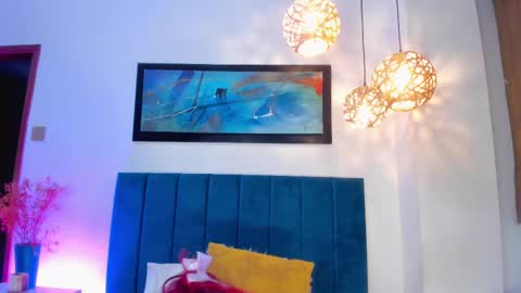 Jupiter Fox online show from March 5, 2025, 12:59 am