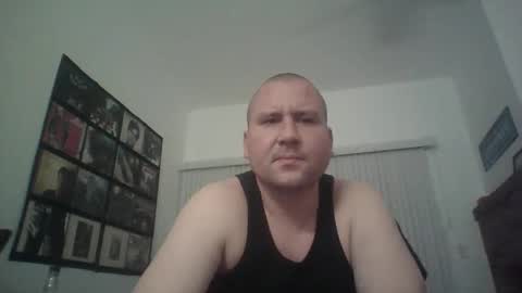 Snapshot of just1more5 chatting on May 17, 2026, 1:36 am just1more5 online show from May 17, 2026, 1:36 am