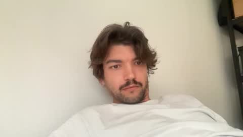 just_a_guy_with_a_big_cock online show from October 3, 2025, 9:39 am