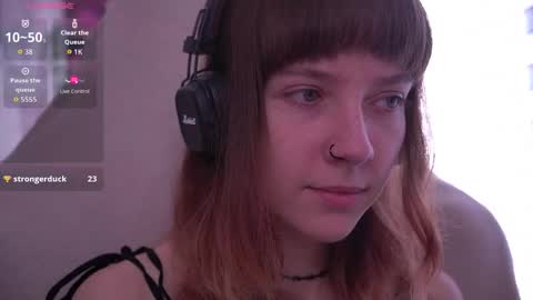 Julia online show from November 7, 2025, 8:25 am