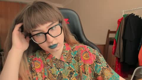 Nika and Mark online show from April 7, 2026, 7:53 am