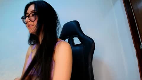  Isa y Luci  online show from March 29, 2026, 11:38 pm