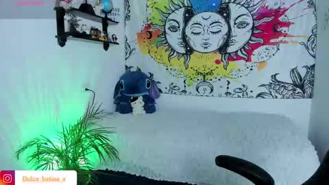 Sofia online show from November 14, 2025, 12:20 am