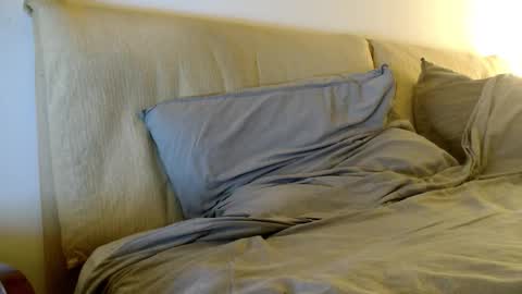 Just marlon online show from September 12, 2025, 10:21 pm