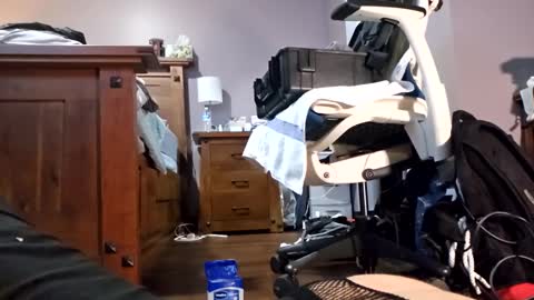 Tohiptwoquit online show from February 19, 2025, 6:11 am