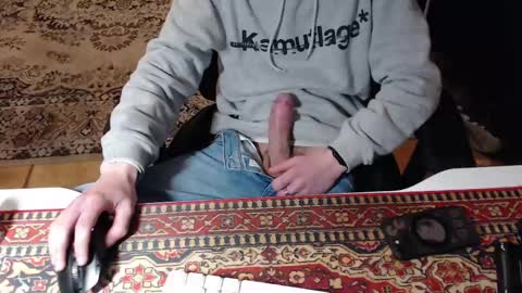 justchillinxo online show from March 4, 2025, 5:56 pm