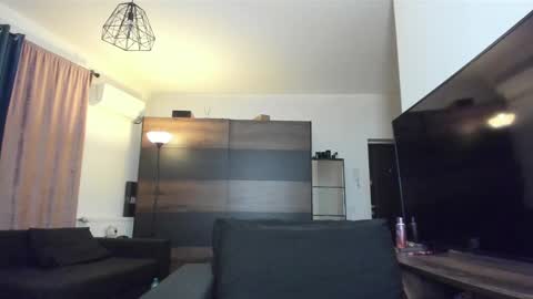 Chloe online show from February 3, 2025, 8:24 pm