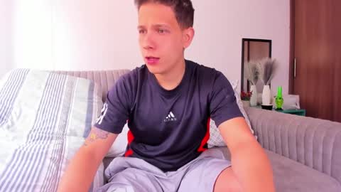 justin_biker online show from February 27, 2025, 5:58 pm