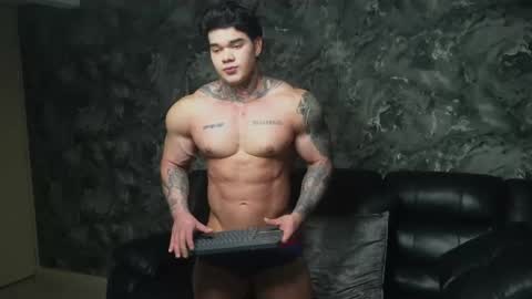 justin clark1 online show from December 16, 2025, 5:34 am