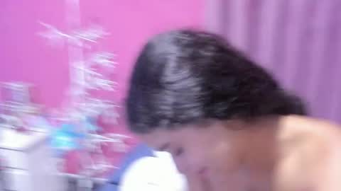 JUSTIN Y JAZMIN online show from December 19, 2024, 2:56 am