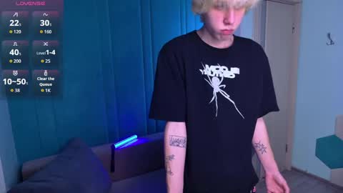 justTEEN online show from April 16, 2026, 10:05 am