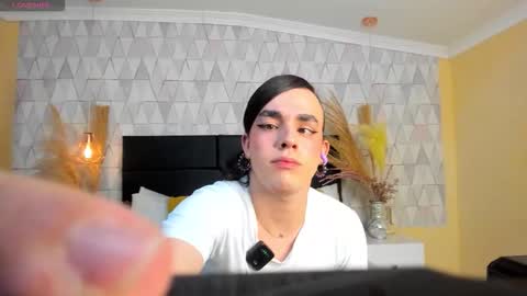 Justine online show from March 18, 2026, 3:09 am