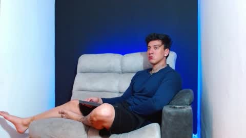 justinfuller_31 online show from January 16, 2026, 5:00 am