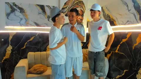justingtime21 online show from June 5, 2026, 9:42 pm