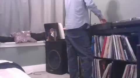 Techno Nymph online show from March 6, 2026, 8:27 pm