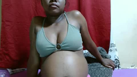 Justlhot online show from January 9, 2025, 5:43 pm