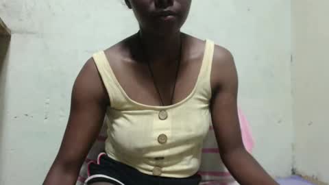 Justlhot online show from January 7, 2026, 12:46 am