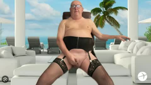 Snapshot of justlookingforfun68 chatting on June 24, 2026, 8:13 am justlookingforfun68 online show from June 24, 2026, 8:13 am