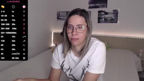 Julie online show from October 10, 2025, 4:00 am