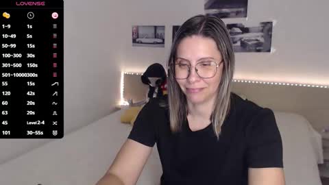 Julie online show from October 14, 2025, 3:57 pm