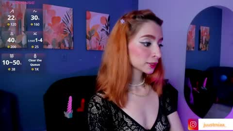 Mia online show from July 17, 2026, 12:50 am