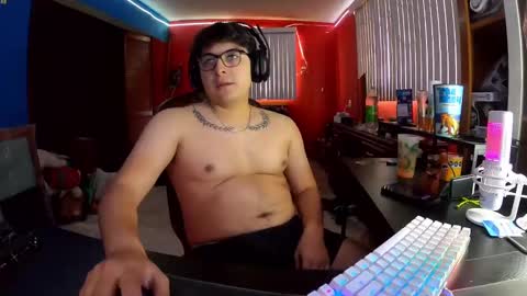 justsky117 online show from December 20, 2024, 5:08 pm