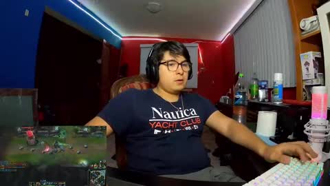 justsky117 online show from December 23, 2024, 2:13 am