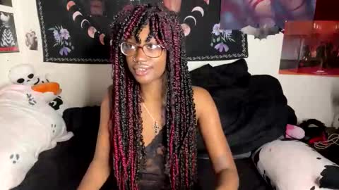 Aki Kim online show from January 19, 2026, 1:04 pm