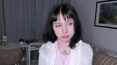 Annie online show from May 14, 2026, 5:20 pm