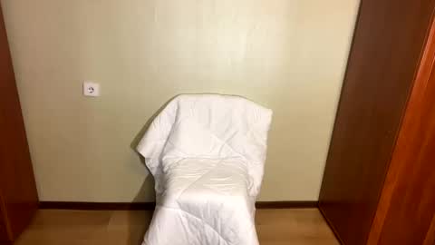 Snapshot of k1tty_b0y chatting on January 24, 2025, 1:13 am k1tty b0y online show from January 24, 2025, 1:13 am