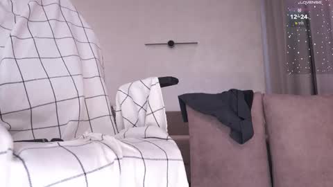 Snapshot of k_kimikooo chatting on February 27, 2025, 8:17 am Amely online show from February 27, 2025, 8:17 am