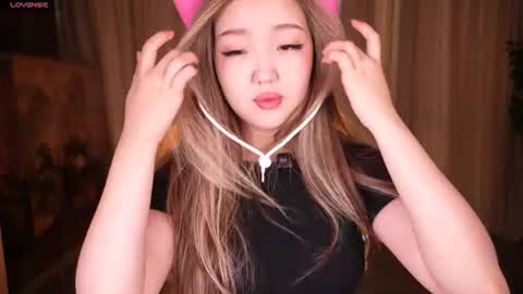 Amely online show from June 28, 2026, 3:34 am