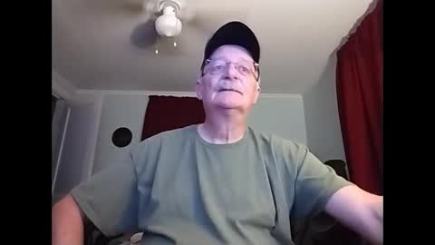 Snapshot of kabriggs137 chatting on February 26, 2025, 11:59 pm kabriggs137 online show from February 26, 2025, 11:59 pm