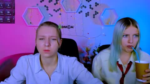 kaela_spell_ online show from November 11, 2025, 8:31 pm