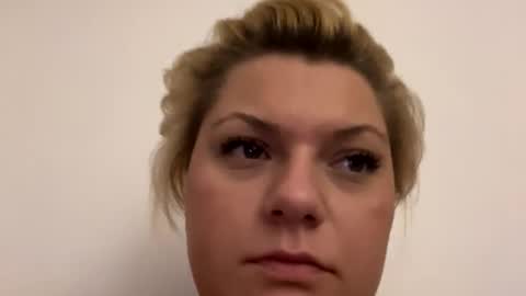 Kaelia and Daniel online show from October 23, 2025, 5:44 pm