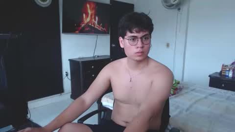 kafer online show from March 4, 2026, 7:53 pm