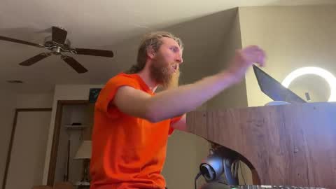 Kaiku77 online show from March 18, 2026, 2:58 am