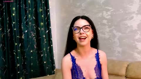 Kaila Lewis online show from January 8, 2026, 6:32 pm