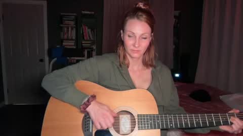 Snapshot of kaileeshy chatting on May 15, 2026, 5:14 am Kailee Smile online show from May 15, 2026, 5:14 am